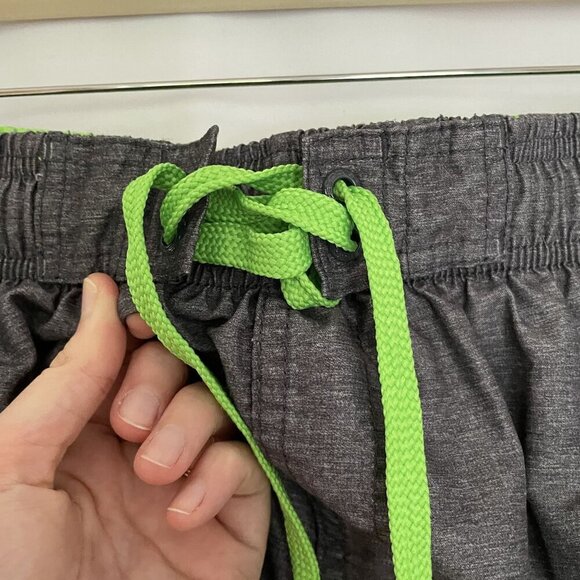 Speedo L/G Swim Trunks Gray & Green Drawstring Elastic Waist Cargo Pocket men's - Picture 3 of 8